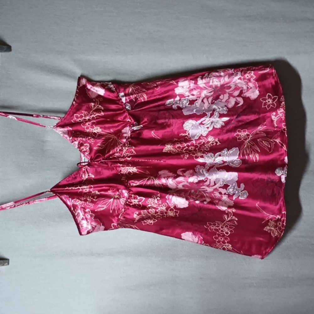 Delta Burke Sleepwear 2X Floral Chemise Negligee Maroon Adjustable Strap